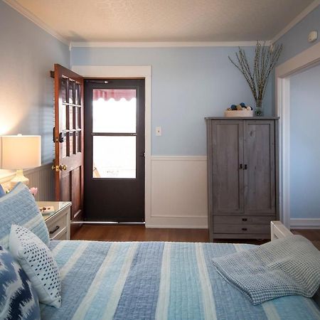 Weller Haus Bed, Breakfast & Event Center Bed & Breakfast Bellevue ภายนอก รูปภาพ